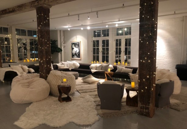 Luxury event furniture