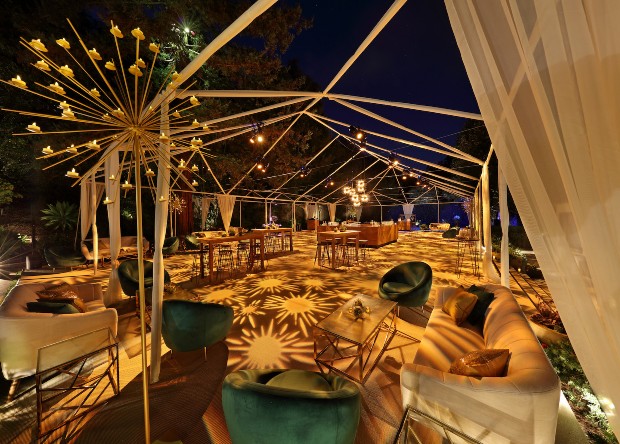 Outdoor furniture rentals